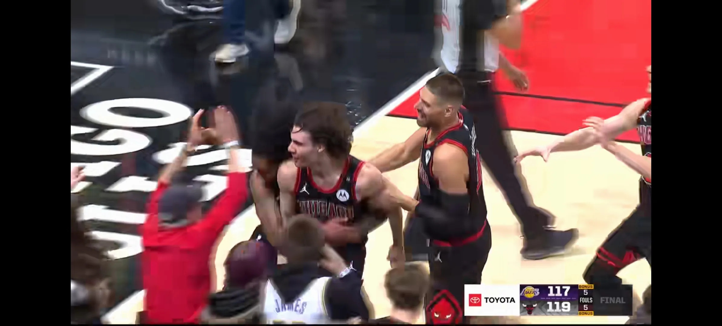 开云体育- 莱万多夫斯基肌肉 